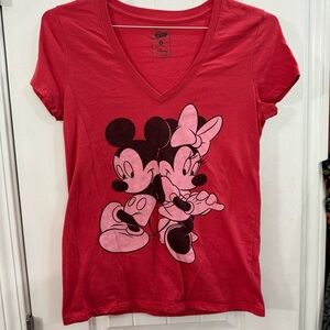 Disney Women's Red Mickey and Minnie V-neck T-Shirt Size Medium